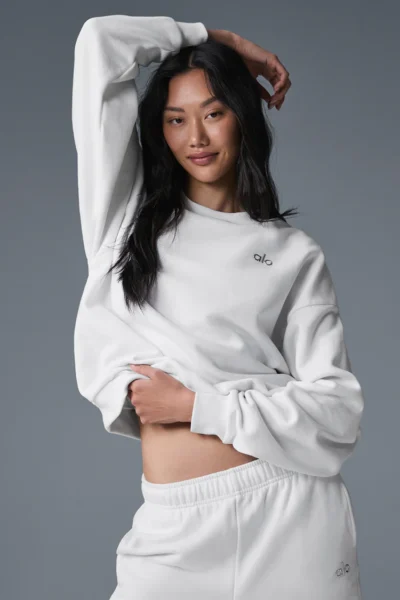 Accolade Crew Neck Pullover White