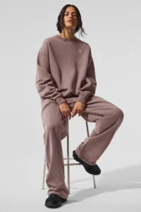 Accolade Crew Neck Pullover in Mushroom - Image 5