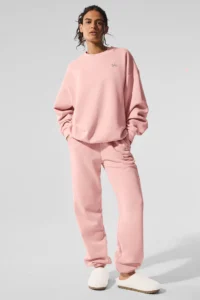 Accolade Crew Neck Pullover in Pink Quartz - Image 5