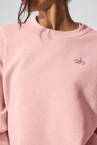 Accolade Crew Neck Pullover in Pink Quartz - Image 4