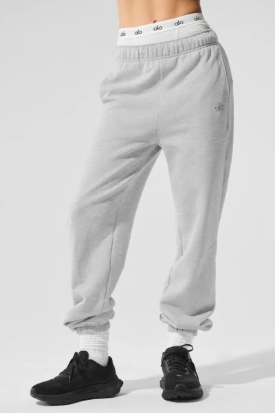 Accolade Sweatpant in Athletic Heather Grey