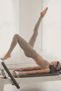 7/8 High-Waist Airlift Legging Gravel - Image 6
