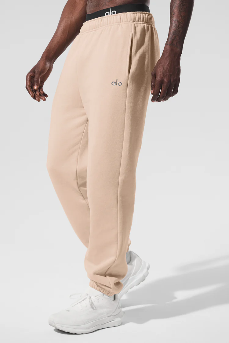 Accolade Sweatpant Macadamia